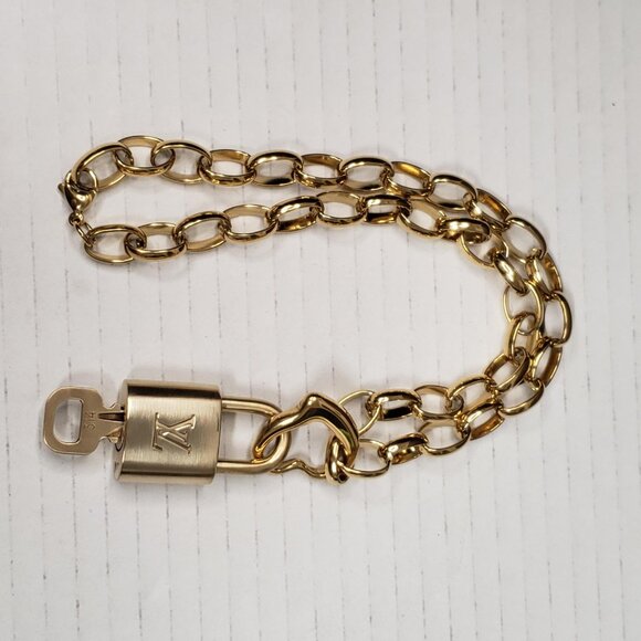 Authentic Louis Vuitton Gold Padlock Pendant w/ unbranded Stainless Steel Chain - Picture 4 of 12